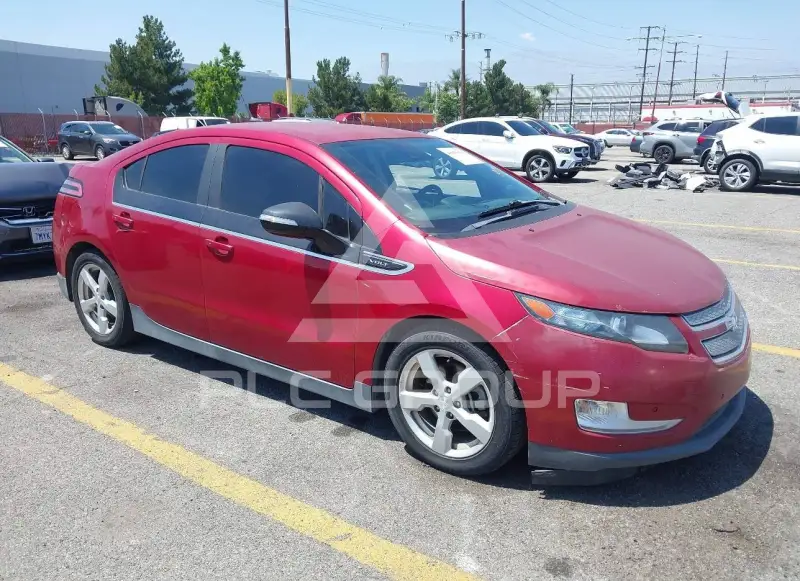 2013 Chevrolet Volt фото