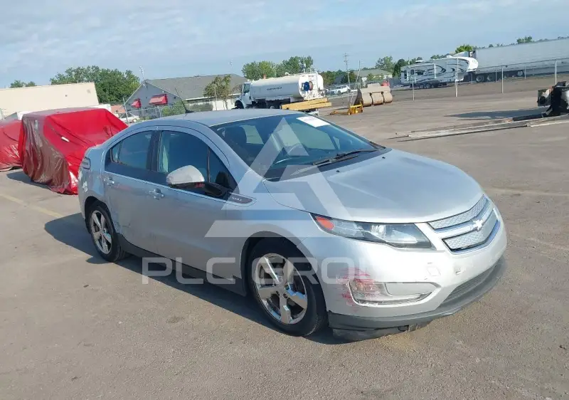 2013 Chevrolet Volt фото