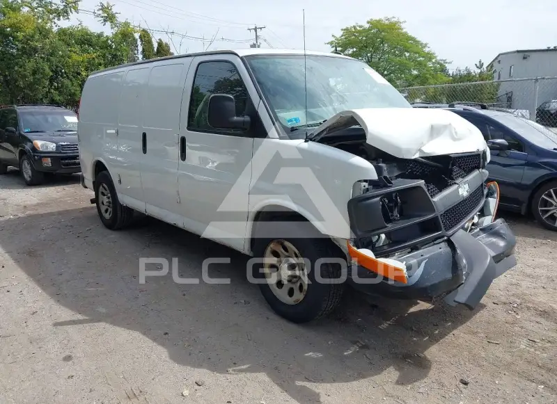 2013 Chevrolet Express photo