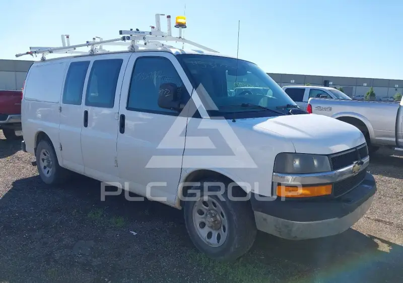 2013 Chevrolet Express фото