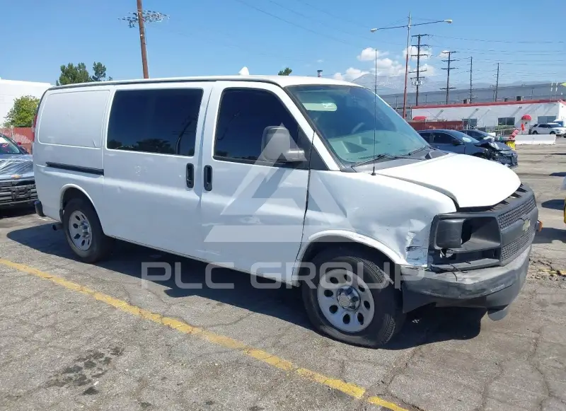 2013 Chevrolet Express фото