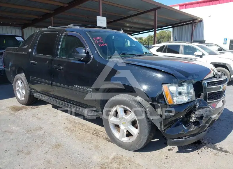 2013 Chevrolet Avalanche photo