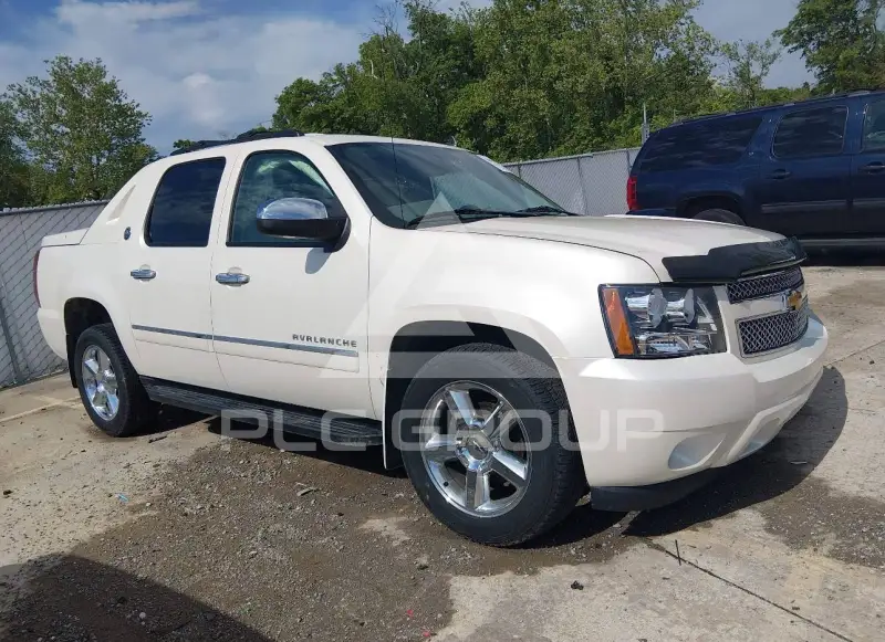 2013 Chevrolet Avalanche фото