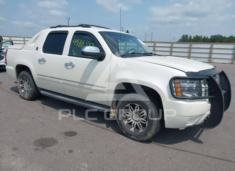 2013 Chevrolet Avalanche фото