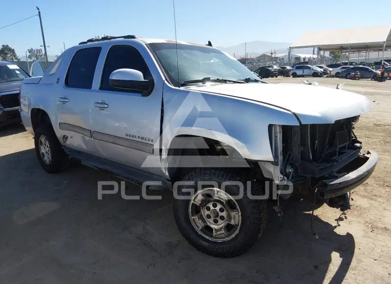 2013 Chevrolet Avalanche фото