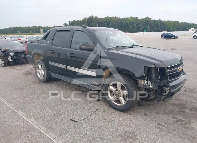 2013 Chevrolet Avalanche фото