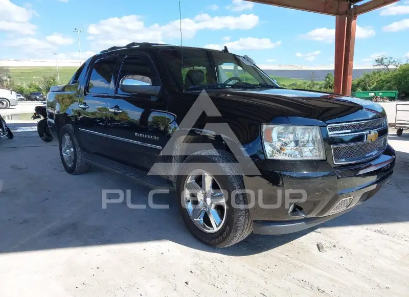 2013 Chevrolet Avalanche фото