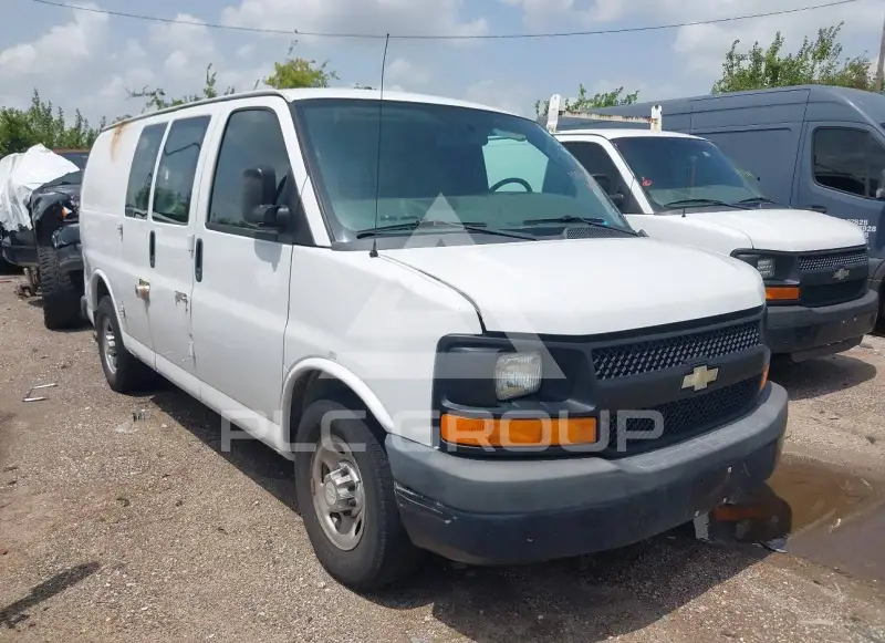 2013 Chevrolet Express фото