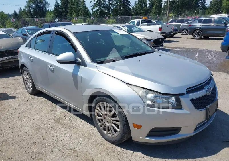 2013 Chevrolet Cruze фото