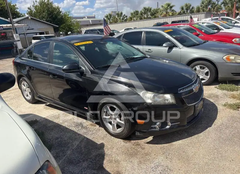 2013 Chevrolet Cruze photo