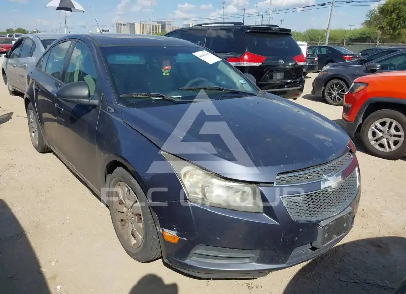 2013 Chevrolet Cruze фото