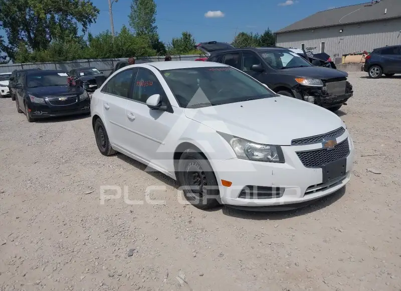 2013 Chevrolet Cruze фото