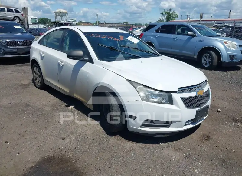 2013 Chevrolet Cruze фото