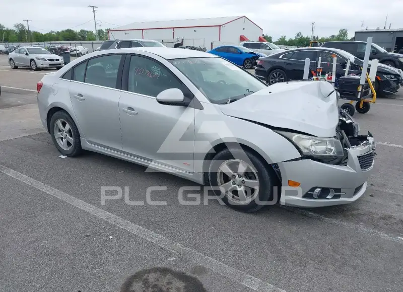 2013 Chevrolet Cruze фото