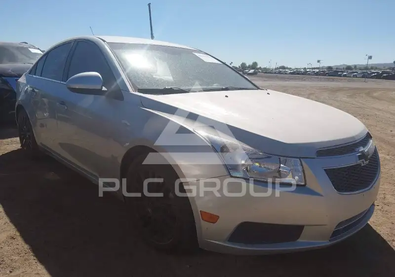 2013 Chevrolet Cruze фото