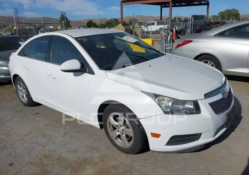 2013 Chevrolet Cruze фото