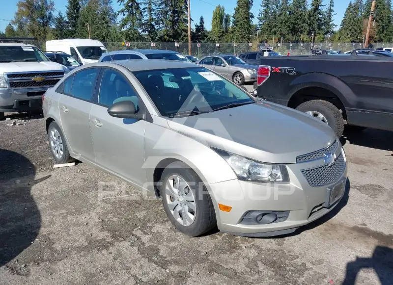 2013 Chevrolet Cruze фото
