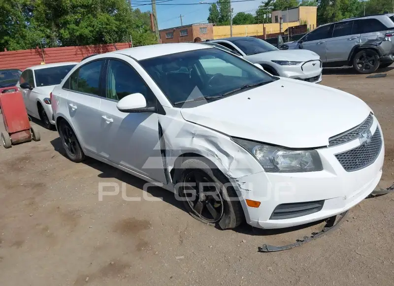 2013 Chevrolet Cruze photo