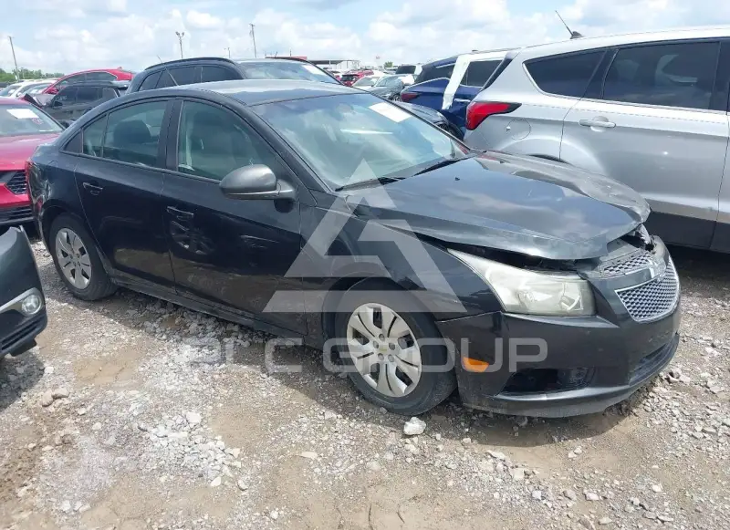 2013 Chevrolet Cruze фото