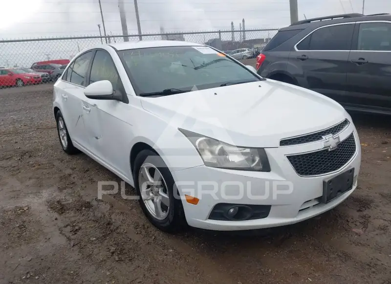 2013 Chevrolet Cruze фото