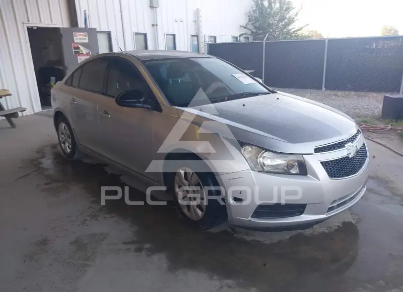 2013 Chevrolet Cruze фото