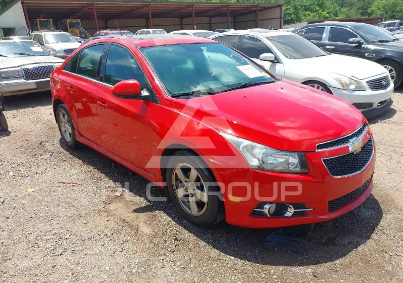 2013 Chevrolet Cruze фото