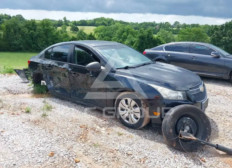 2013 Chevrolet Cruze photo