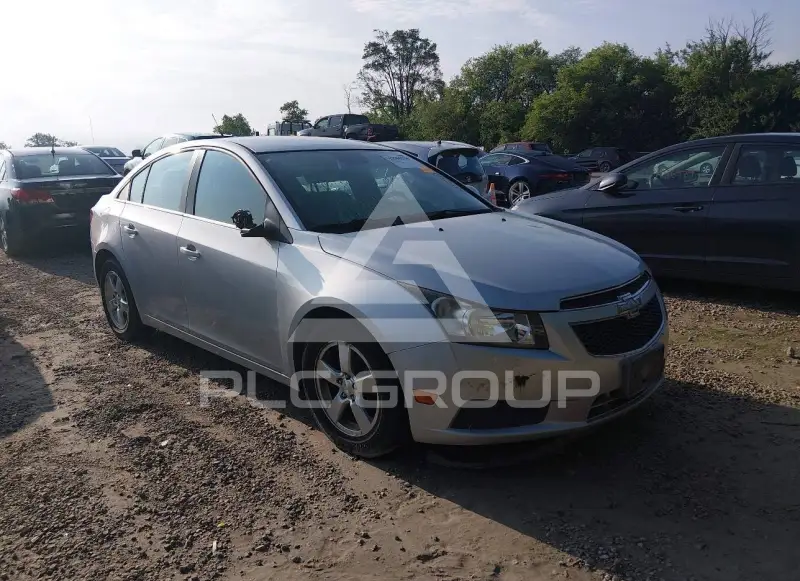 2013 Chevrolet Cruze фото