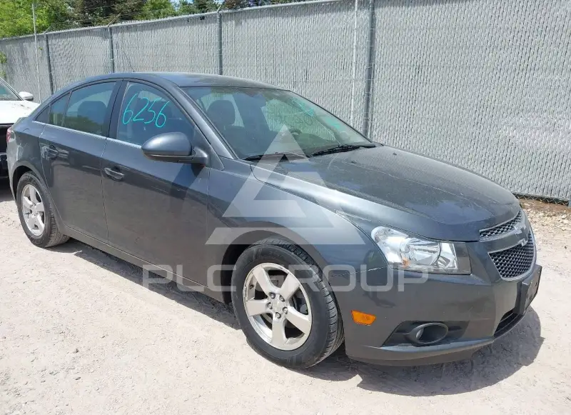 2013 Chevrolet Cruze фото