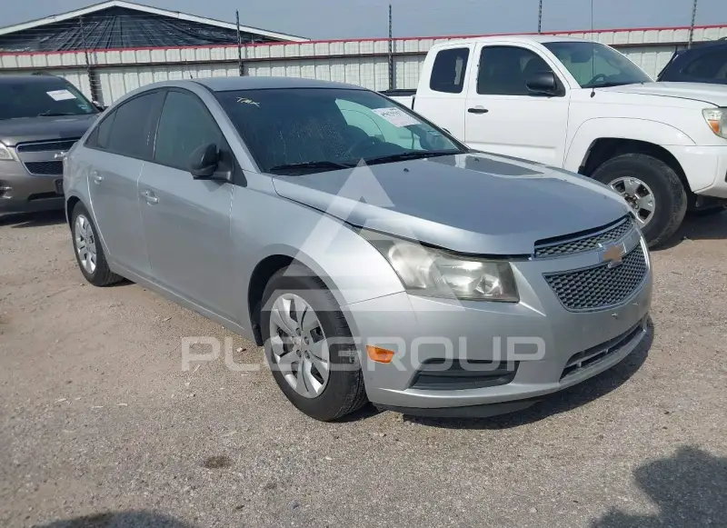 2013 Chevrolet Cruze фото