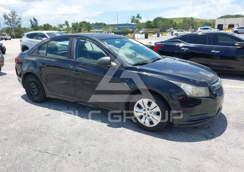 2013 Chevrolet Cruze фото