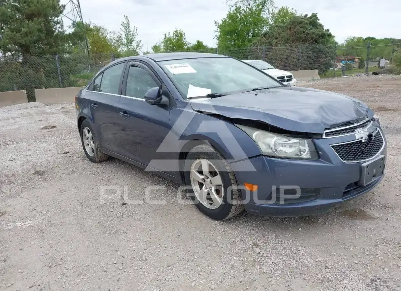 2013 Chevrolet Cruze фото