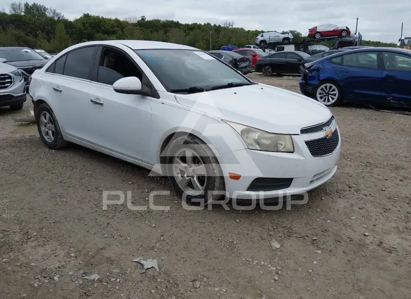 2013 Chevrolet Cruze фото