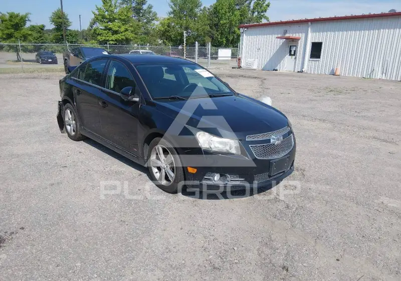 2013 Chevrolet Cruze photo