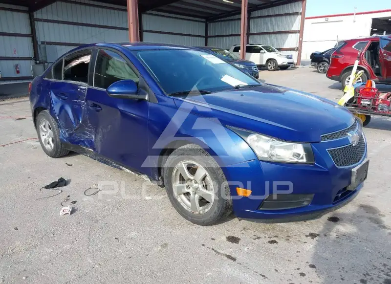 2013 Chevrolet Cruze фото