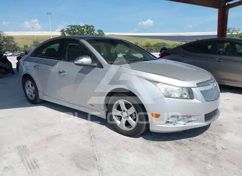 2013 Chevrolet Cruze фото