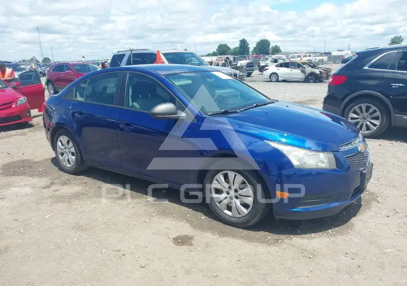 2013 Chevrolet Cruze фото