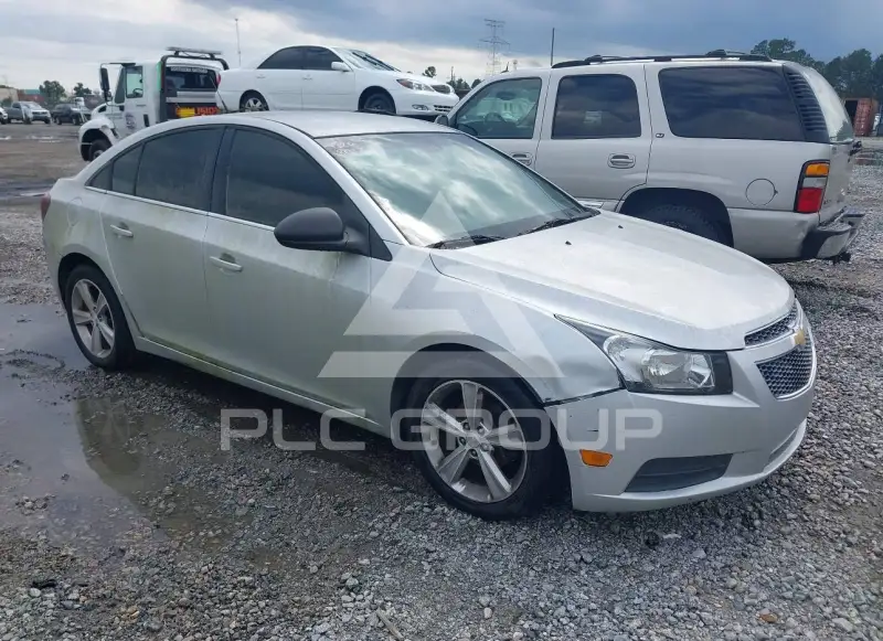 2013 Chevrolet Cruze фото
