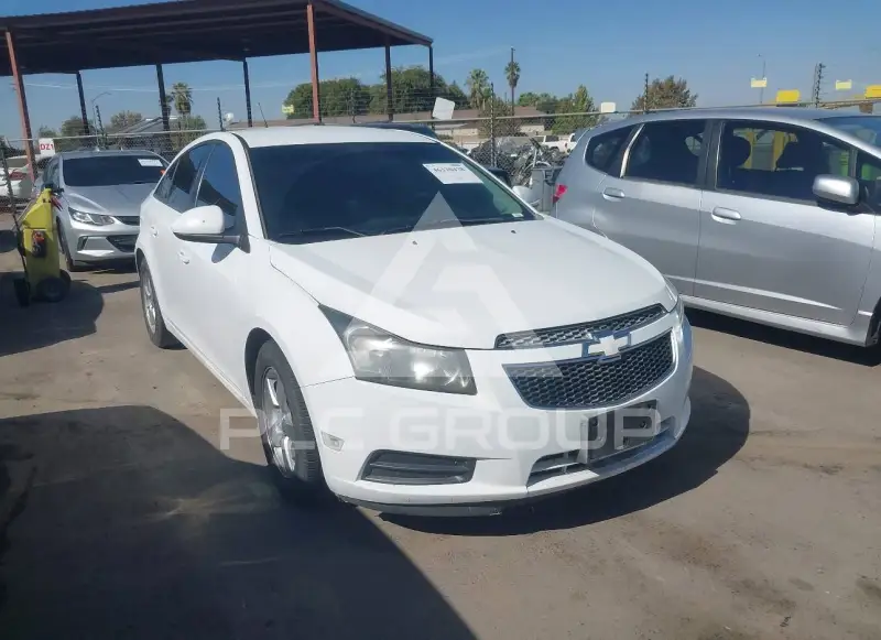 2013 Chevrolet Cruze photo