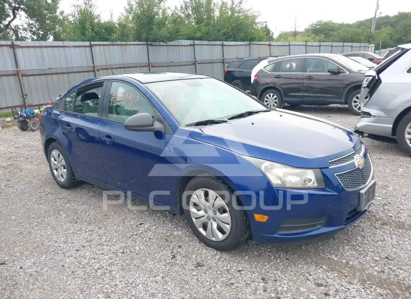 2013 Chevrolet Cruze фото