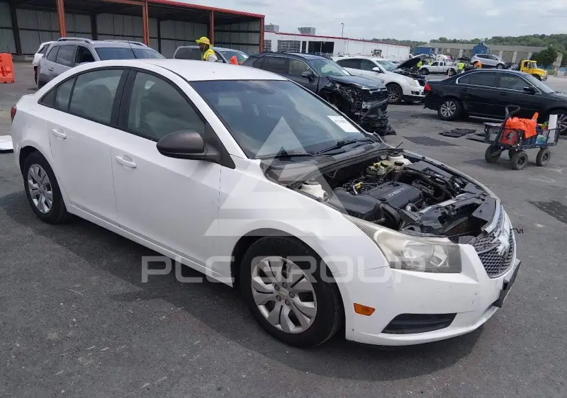 2013 Chevrolet Cruze фото