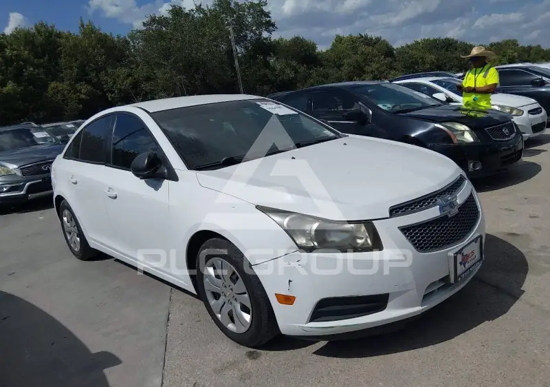 2013 Chevrolet Cruze фото