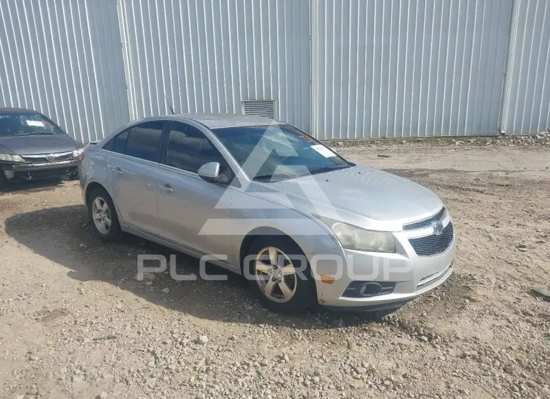 2013 Chevrolet Cruze photo