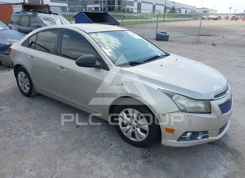2013 Chevrolet Cruze фото