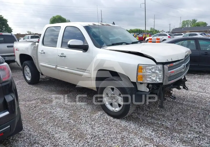 2013 Chevrolet Silverado photo
