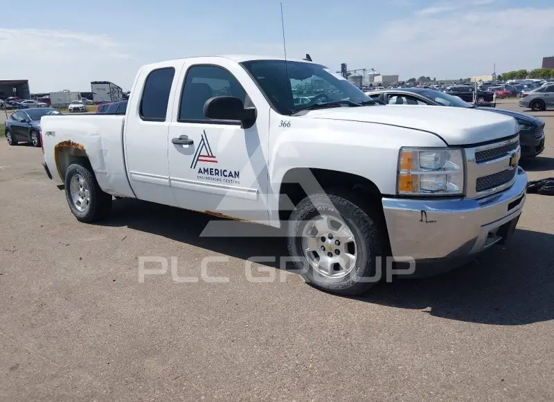 2013 Chevrolet Silverado photo