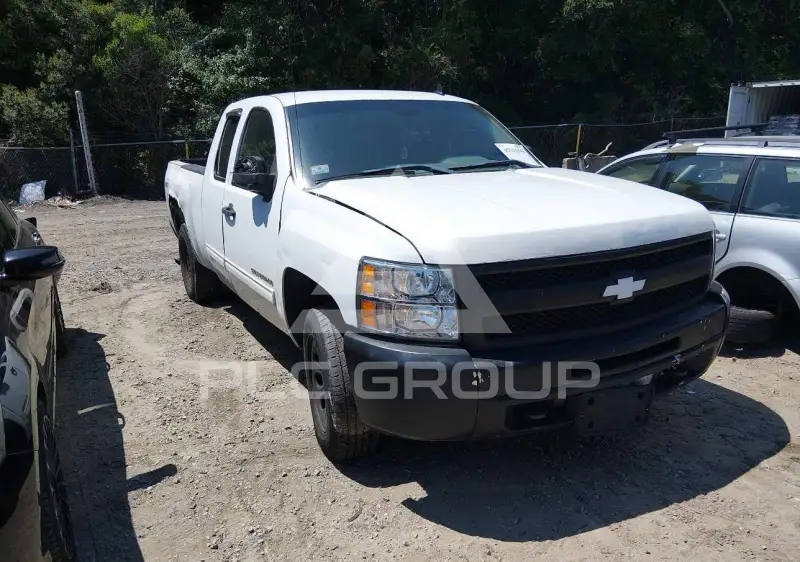 2013 Chevrolet Silverado photo