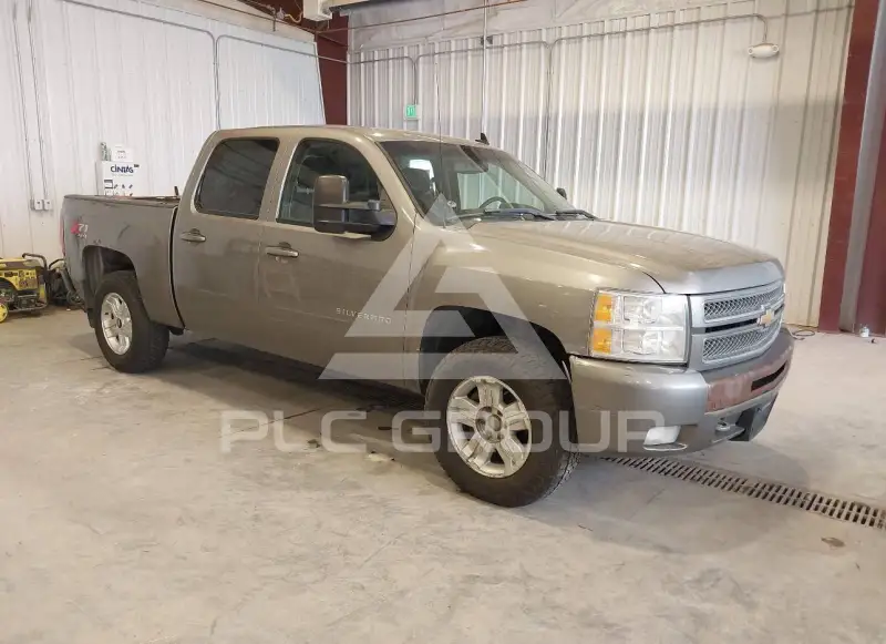 2013 Chevrolet Silverado photo
