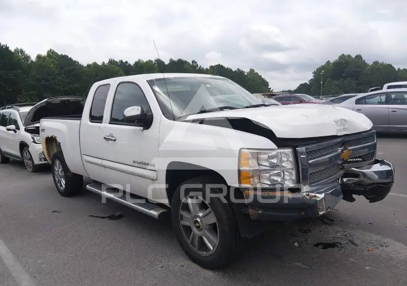 2013 Chevrolet Silverado photo