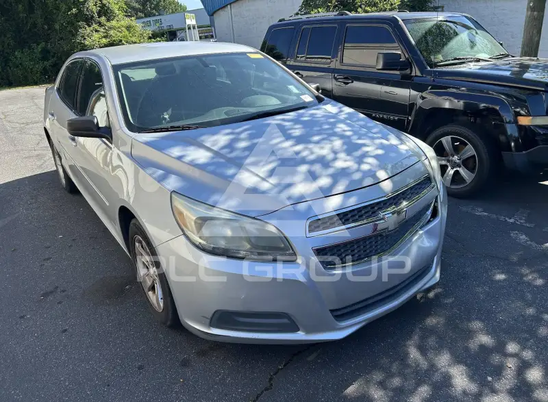 2013 Chevrolet Malibu photo